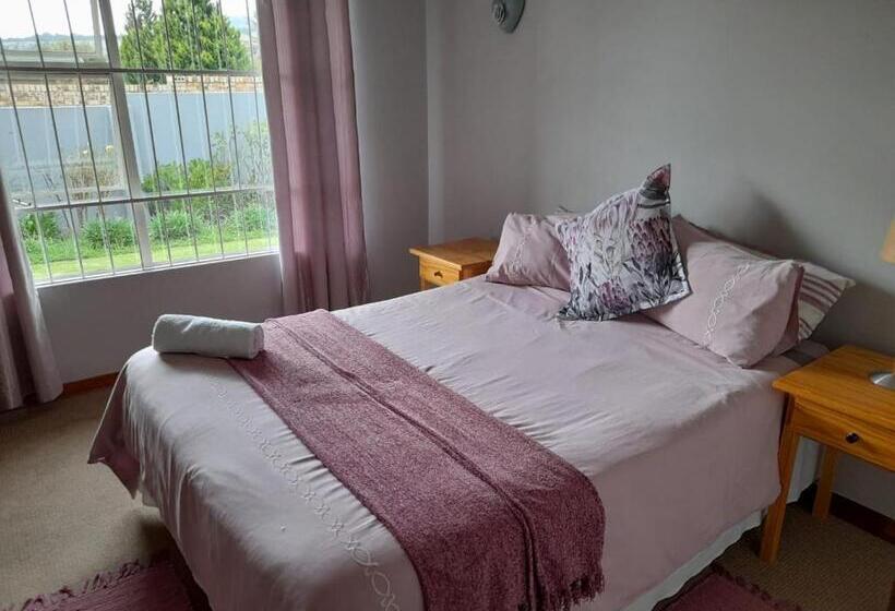 Семейный Номер, Platberg Self Catering