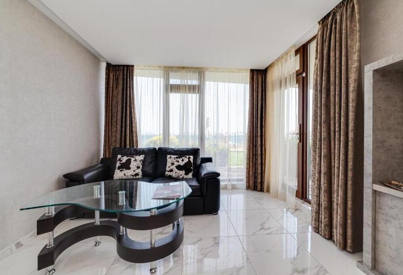 Апартаменты Deluxe 1 Спальня Вид на Море, Apartcomplex Golden Bay