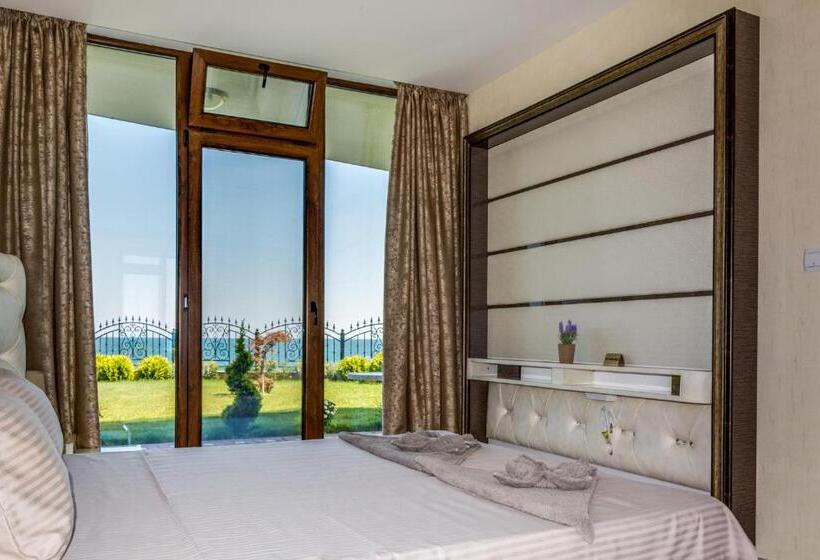 Апартаменты Superior 1 Спальня Вид на Море, Apartcomplex Golden Bay