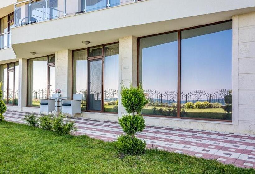 Апартаменты Superior 1 Спальня Вид на Море, Apartcomplex Golden Bay