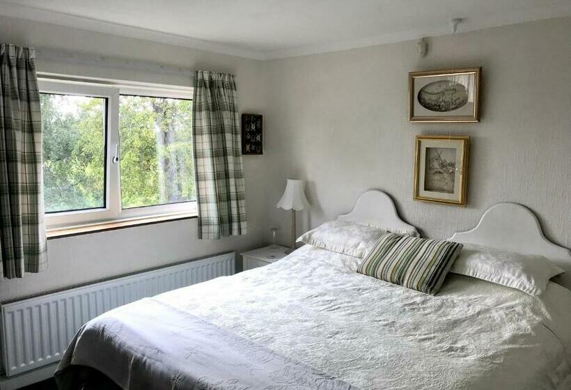 חדר סופריור עם מיטת קינג, Holly House B&b