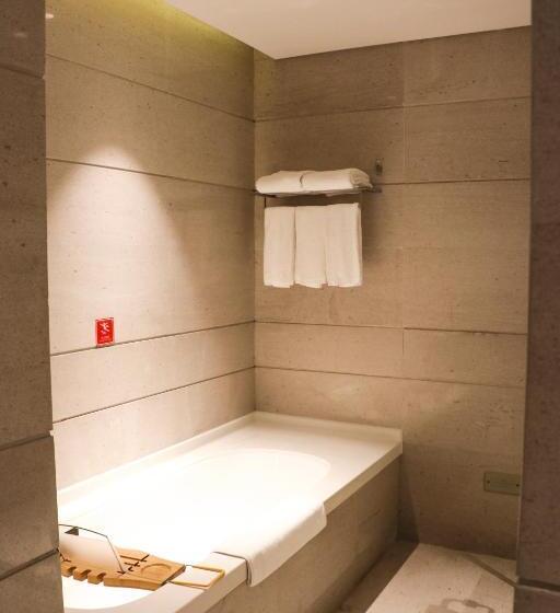 اتاق استاندارد, Crowne Plaza Beijing Lido, An Ihg