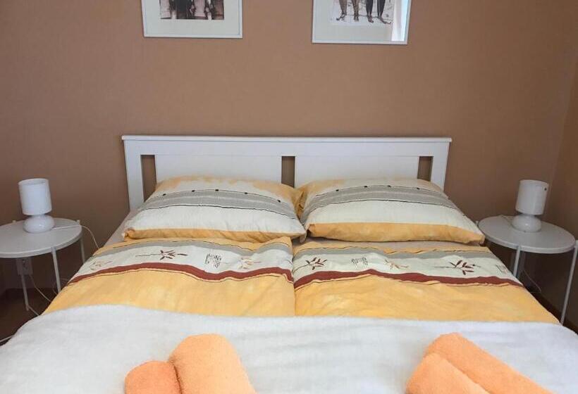 Апартаменты 1 Спальня с Террасой, Apartmány Gryf Harrachov