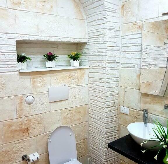 غرفة ديلوكس, Room N.22