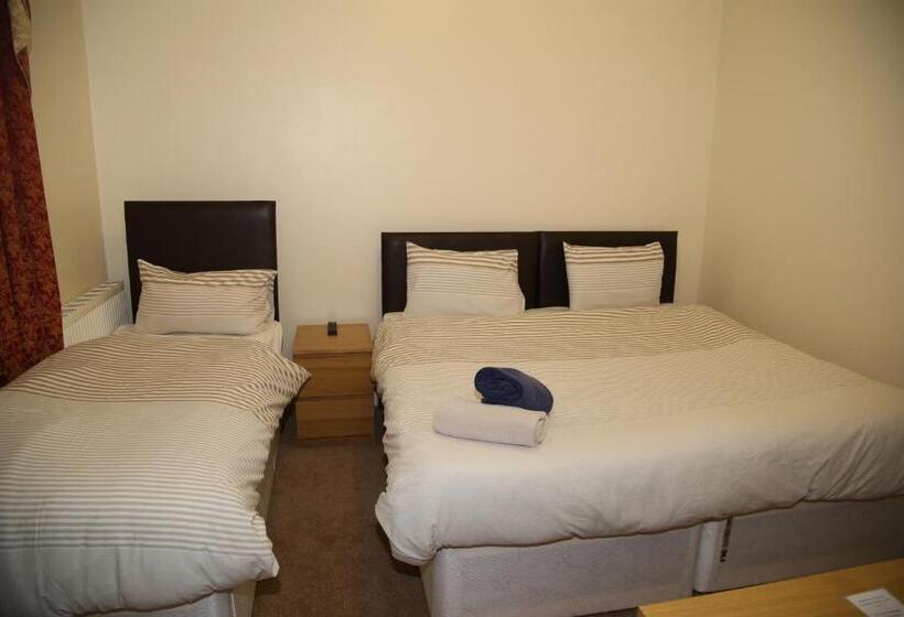 ファミリールーム, Victorin House   All Rooms Are En Suite