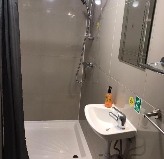 ファミリールーム, Victorin House   All Rooms Are En Suite
