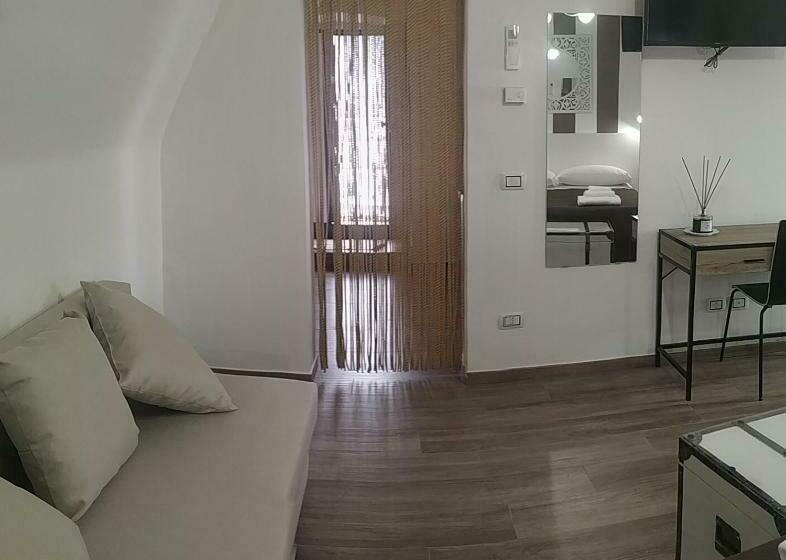 Номер Стандарт, Comeacasa B&b
