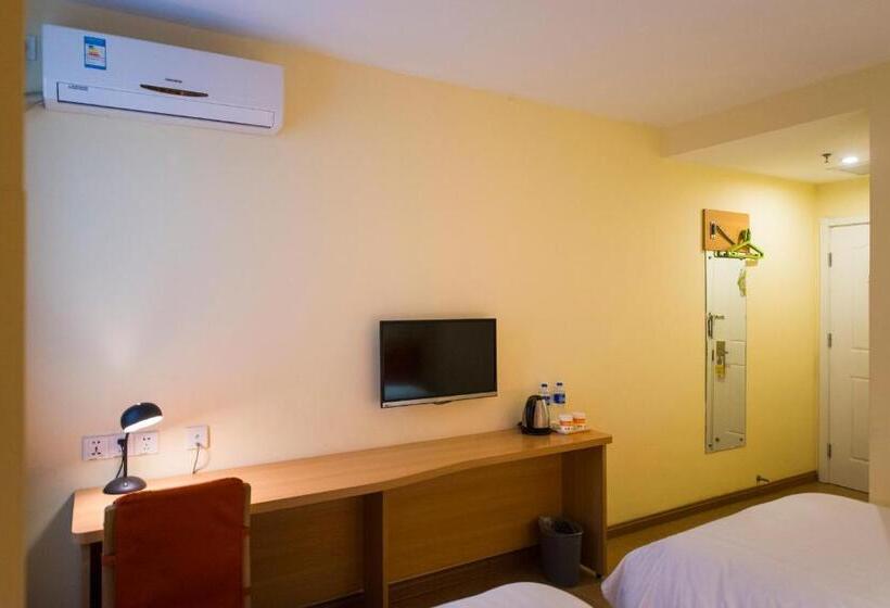 Номер Deluxe, Home Inn Shenyang Tiexi Xiangjiang