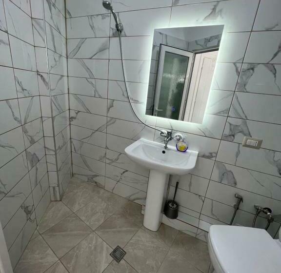 اتاق استاندارد با چشمانداز دریاچه, Vila Nikolla