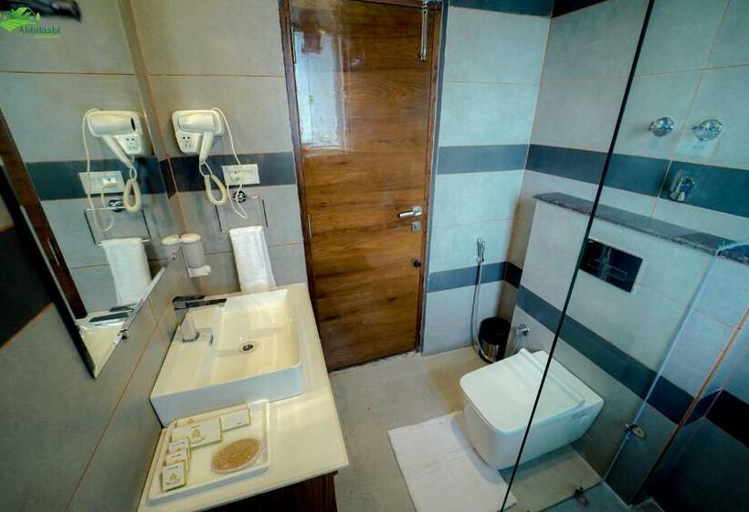 발코니 디럭스 룸, Abhilashi Residency & Spa   Centrally Heated & Air Cooled