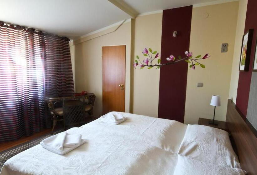 Люкс Повышенной Комфортности, Centrum Green Hill Business & Spa