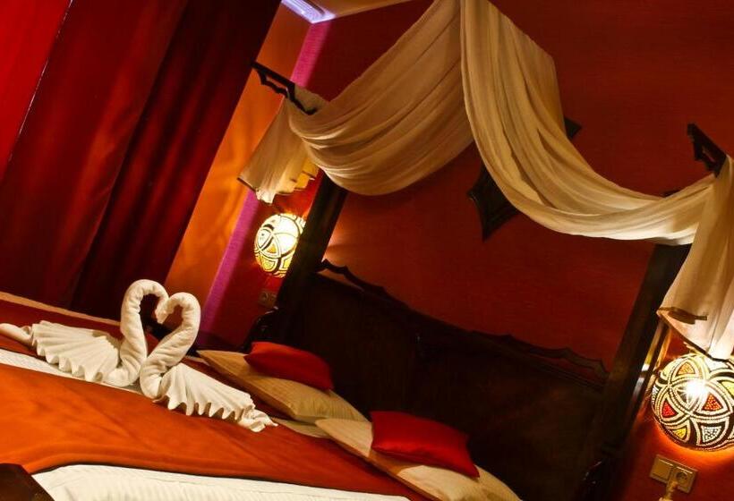 Номер Deluxe Кровать Кинг, Centrum Green Hill Business & Spa