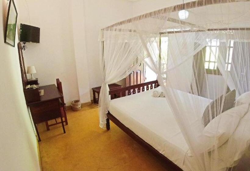 Номер Стандарт с Балконом, Fort Dew Guest House