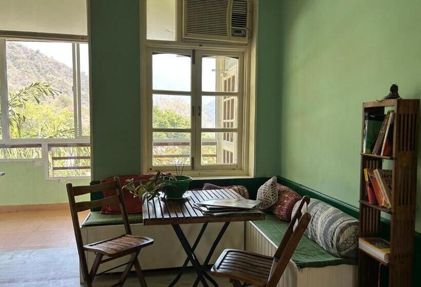 Apartament 3 Dormitoare, Ganga Vatika Boutique Hotel, Rishikesh