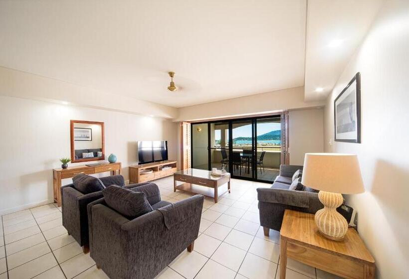 Апартаменты 3 Спальни Вид на Море, Portside Whitsunday Luxury Holiday Apartments