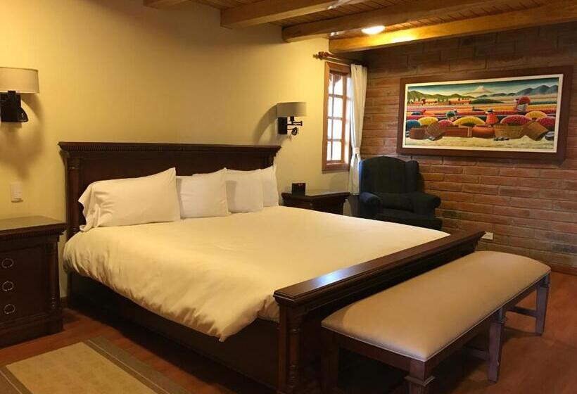 Люкс Повышенной Комфортности, Puertolago Country Inn & Resort
