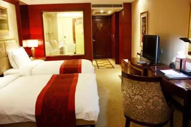 Номер Deluxe, Dynasty International Hotel Dalian