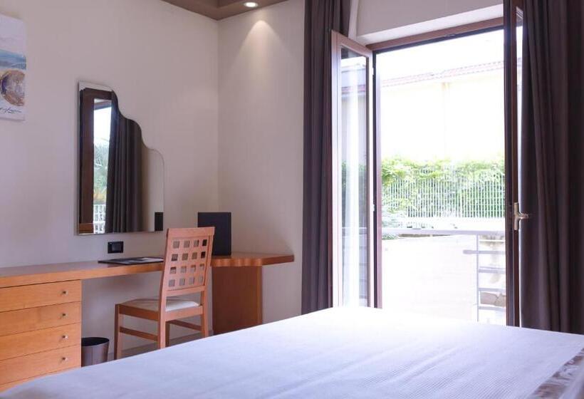 コンフォートルーム, Agora Sure Hotel Collection By Best Western