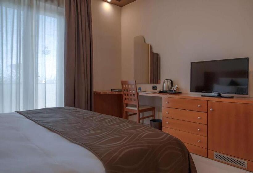 デラックススタジオ, Agora Sure Hotel Collection By Best Western