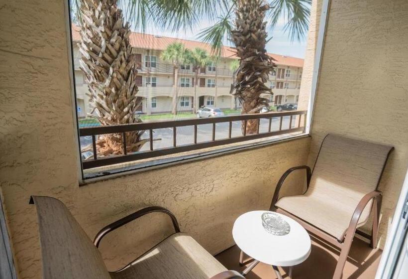 سوییت اجرایی, Blue Tree Resort At Lake Buena Vista
