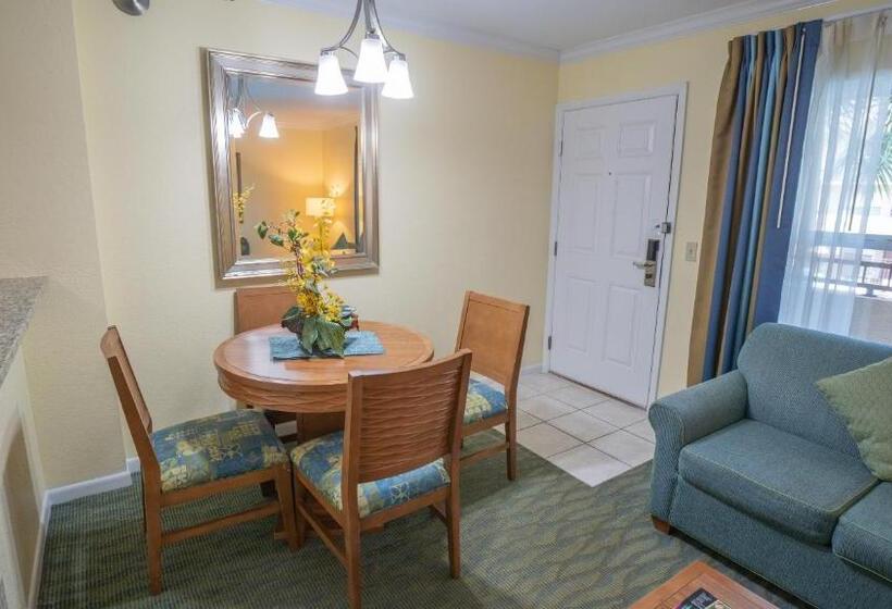 سوییت اجرایی, Blue Tree Resort At Lake Buena Vista