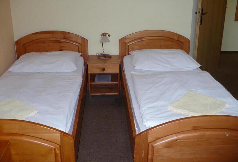 带2个卧室的套房, Motel Ranč