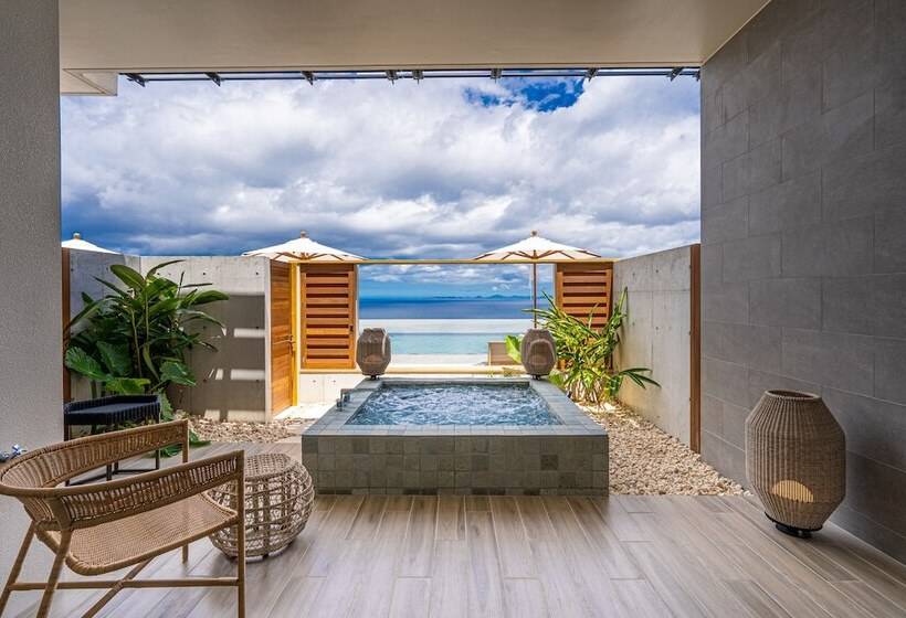 Habitación Premium Vista al Mar., One Suite The Grand