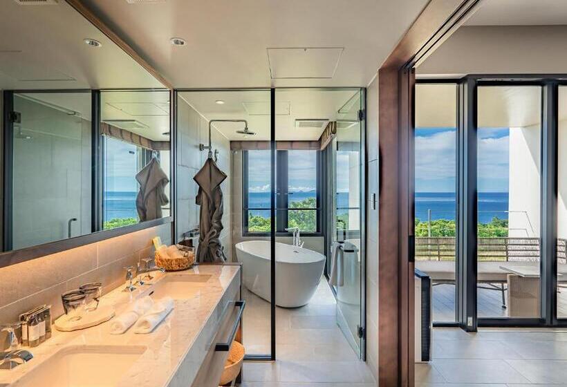 Номер Стандарт Вид на Море, One Suite The Grand