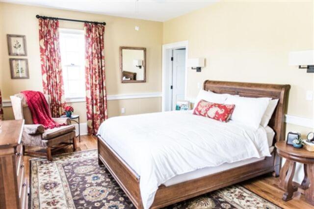 Дом 1 Спальня, Marriott Ranch Bed And Breakfast