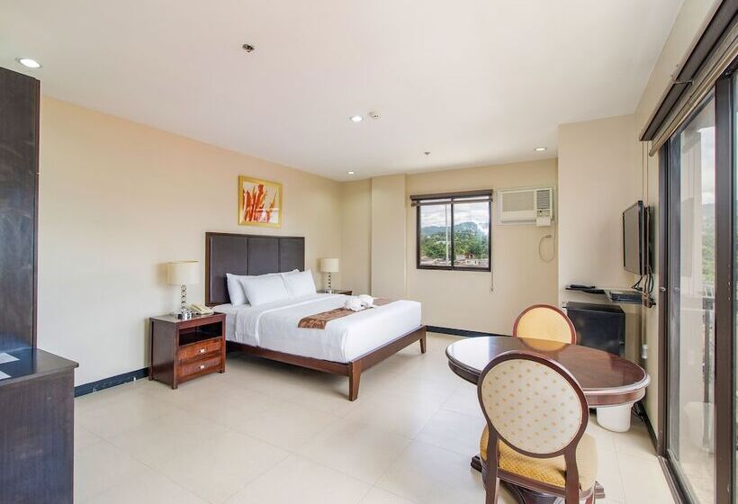 스위트, Main Hotel & Suites