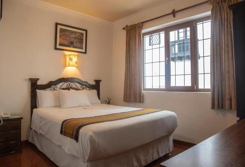 标准间, Rojas Inn