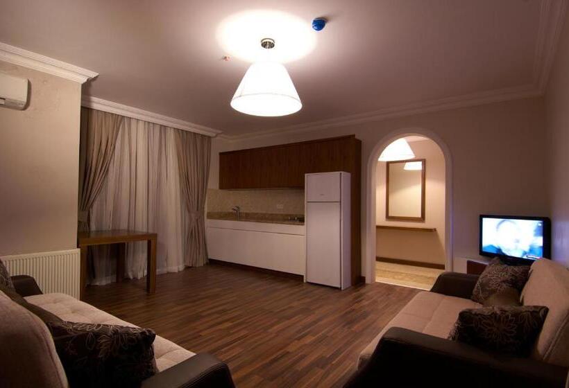 Вилла с 1 спальней и бассейном, Safran Thermal Resort