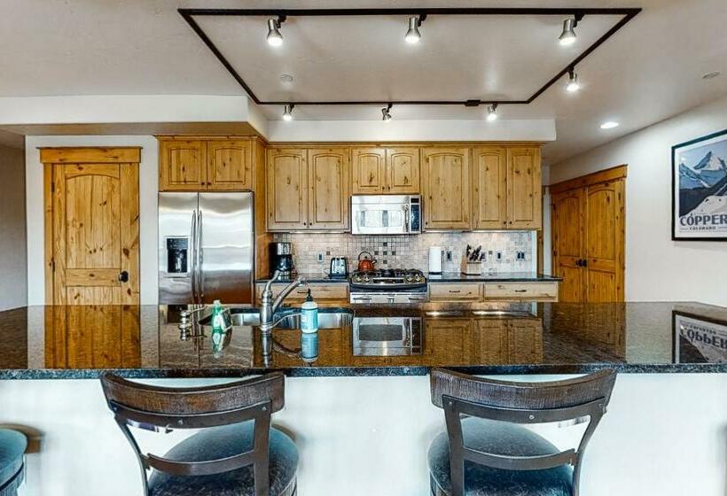 Апартаменты 3 Спальни, Mountain Retreat On 1st