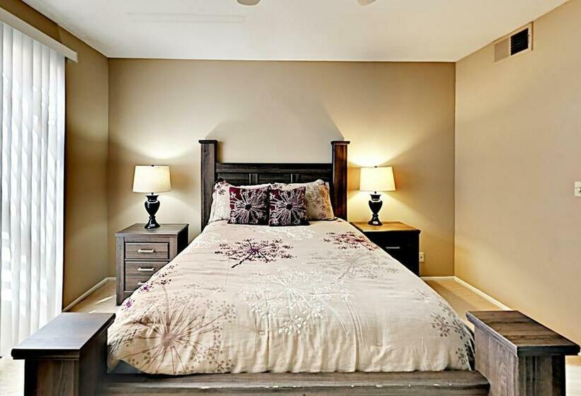 Апартаменты 3 Спальни, Southern Hills Charm Permit# 65256