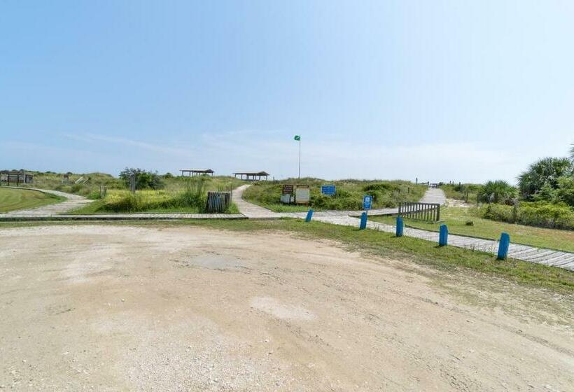Апартаменты 2 Спальни, Beach Cottage South