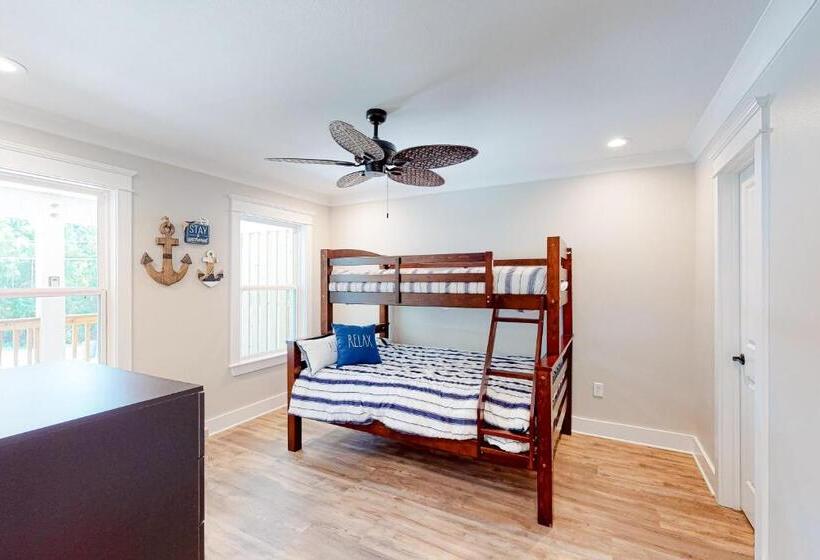 Апартаменты 2 Спальни, Beach Cottage South