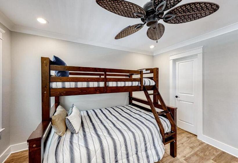 Апартаменты 2 Спальни, Beach Cottage South