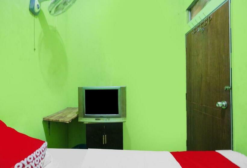 Номер Economy, Spot On 91882 Bilqis Homestay