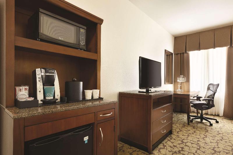 Номер Премиум, Hilton Garden Inn Rochester Downtown, Ny
