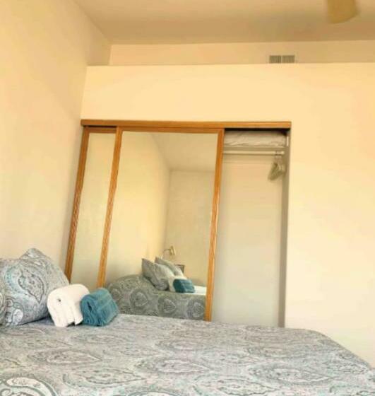 스탠다드 룸, Private Festive Room With Desk In The Country