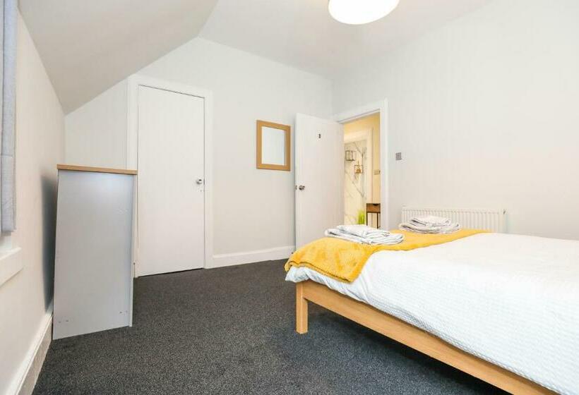 Номер Deluxe, Mystayinn Tomnahurich Guest House