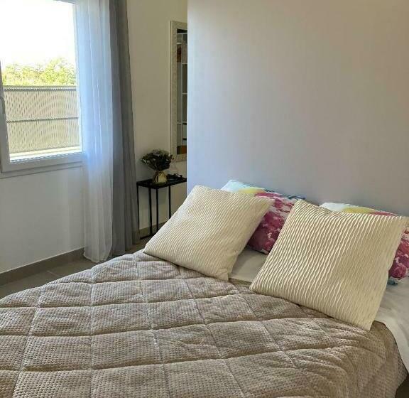 Номер Стандарт, Chambre, Salle De Bain, Toilette, Salon Privatif