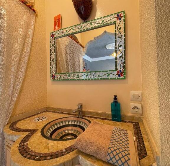 اتاق لوکس, Surf & Salsa Guesthouse