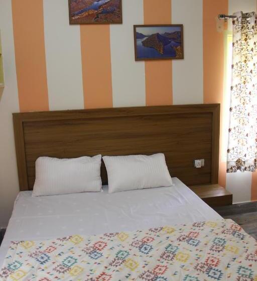 اتاق خانوادگی با چشم‌انداز کوه, Swaropann Wellness Eco Stay