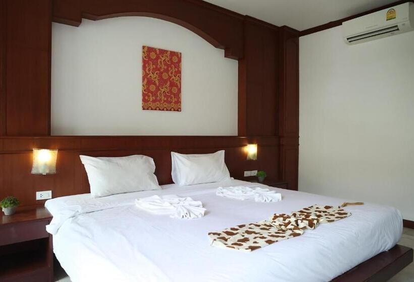 Standard Room King Size Bed, New Forest Patong