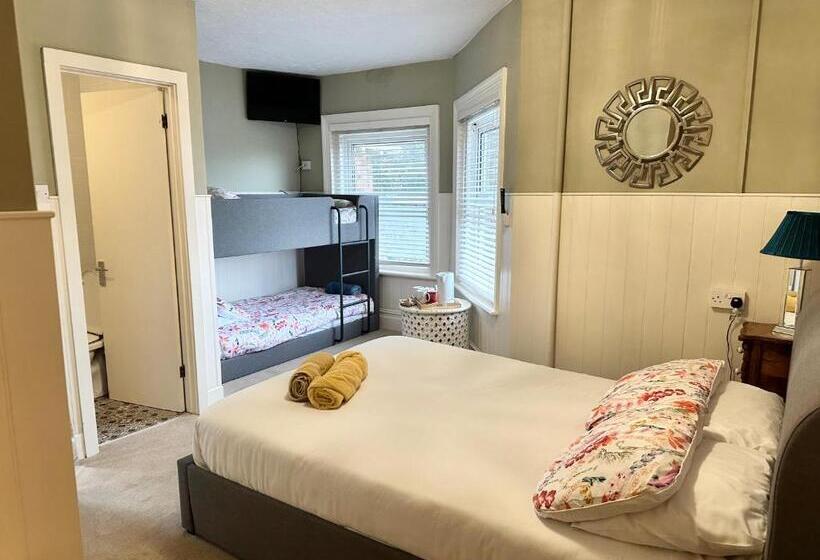 Семейный Номер, Boho Beach House   Beach Location