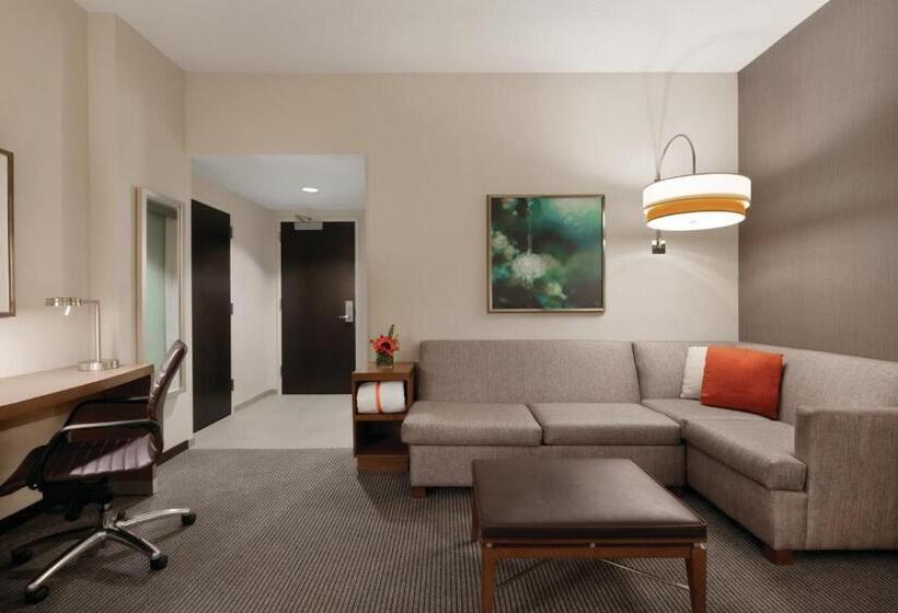 Standard Room Superior Floor, Hyatt Place Baltimore Inner Harbor