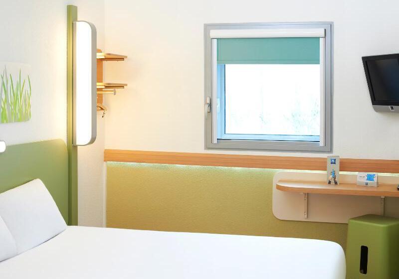 스탠다드 룸, Ibis Budget Newport