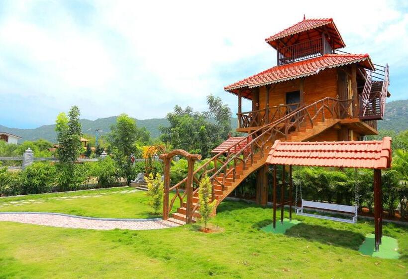 标准房带园景, Selvamathi Farm Resorts