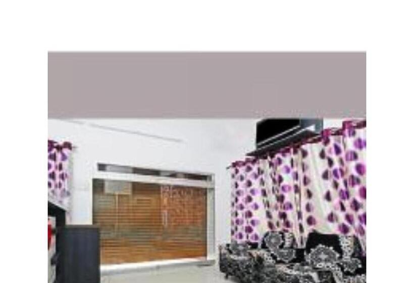Номер Deluxe, Chaitdeep Palace, Gorakhpur
